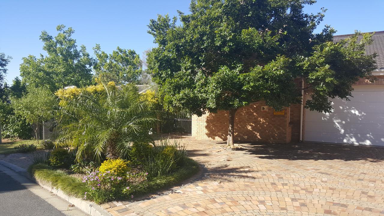 ستيلينبوش Edelweiss Bed & Breakfast المظهر الخارجي الصورة